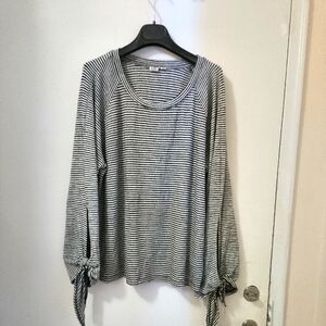 Gap Long Sleeve Cotton T Shirt Women Striped Top Bell Sleeve M Casual